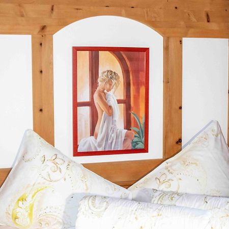 Appartement Obstbauernhof Fohlenhof à Lasa Extérieur photo